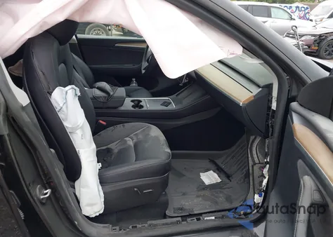 2023 Tesla Model Y Awd/Long Range Dual Motor All-Wheel Drive из США, поврежденный, VIN 7SAYGDEE8PA171469